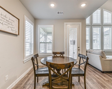 18407 Kilbowie Place - Photo Thumbnail 14