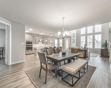 18407 Kilbowie Place - Photo Thumbnail 19