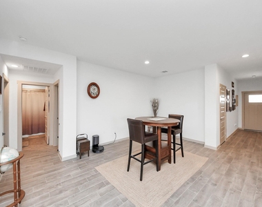 13521 Bonita Island Way - Photo Thumbnail 7