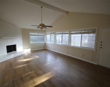 5302 Town Park Boulevard - Photo Thumbnail 27