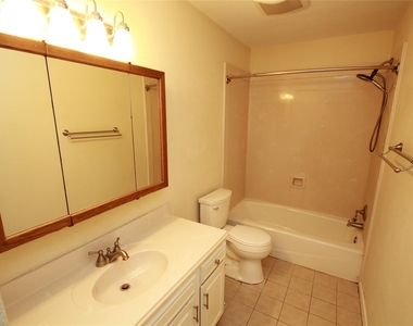 5302 Town Park Boulevard - Photo Thumbnail 14