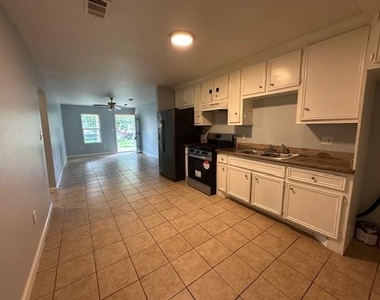 4905 Kashmere Street - Photo Thumbnail 3