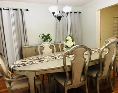 3110 Settlers Way Boulevard - Photo Thumbnail 9