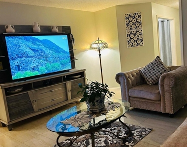 3110 Settlers Way Boulevard - Photo Thumbnail 7