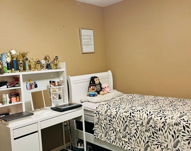 3110 Settlers Way Boulevard - Photo Thumbnail 26