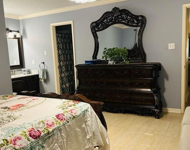 3110 Settlers Way Boulevard - Photo Thumbnail 17