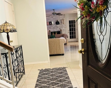 3110 Settlers Way Boulevard - Photo Thumbnail 3