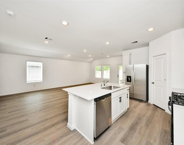 27458 Serene Pine Drive - Photo Thumbnail 21