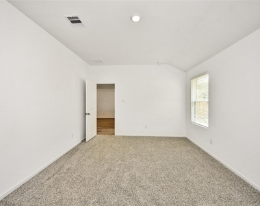 27458 Serene Pine Drive - Photo Thumbnail 10