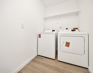 27458 Serene Pine Drive - Photo Thumbnail 28