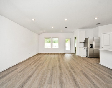 27458 Serene Pine Drive - Photo Thumbnail 4