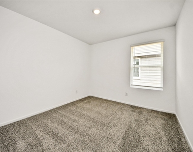 27458 Serene Pine Drive - Photo Thumbnail 23