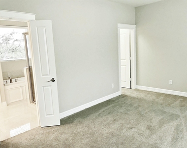709 Link Road - Photo Thumbnail 16