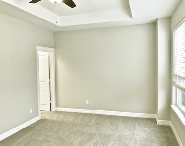 709 Link Road - Photo Thumbnail 17