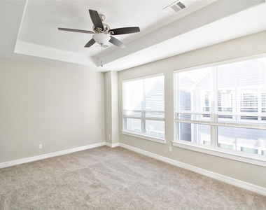 709 Link Road - Photo Thumbnail 18