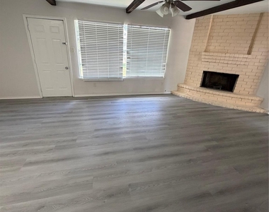 6618 Mccullum Road - Photo Thumbnail 4