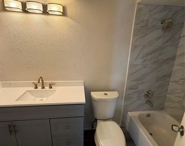 6618 Mccullum Road - Photo Thumbnail 7