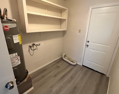 6618 Mccullum Road - Photo Thumbnail 20