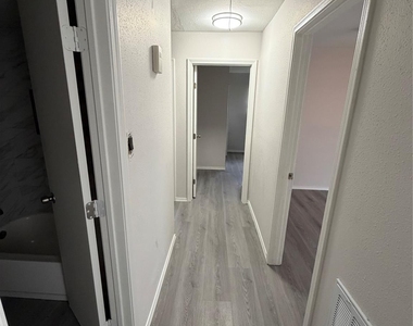 6618 Mccullum Road - Photo Thumbnail 19