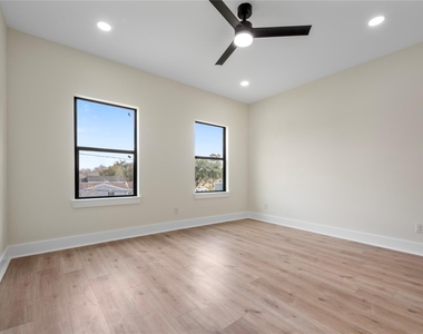 1113 Danube Street - Photo Thumbnail 17
