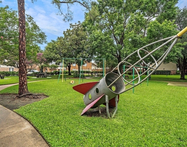 6434 Burgoyne Road - Photo Thumbnail 23