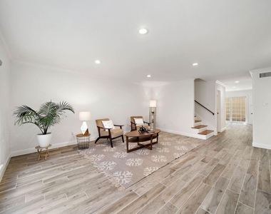 6434 Burgoyne Road - Photo Thumbnail 1