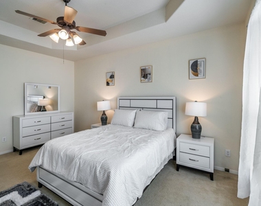 3210 Clearview Circle - Photo Thumbnail 14