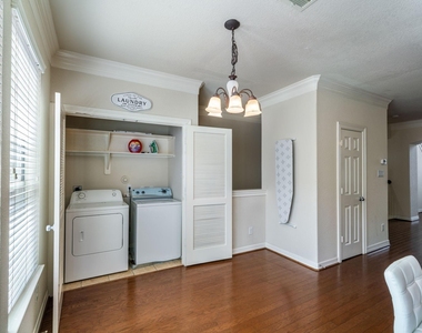 3210 Clearview Circle - Photo Thumbnail 8