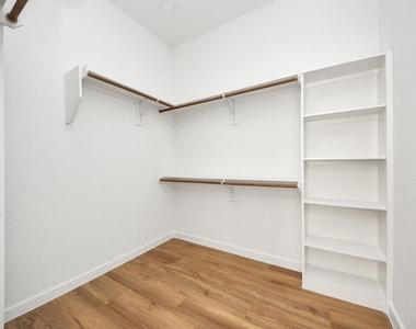 1216 E 34th Street - Photo Thumbnail 29