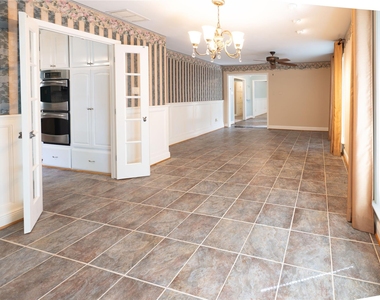 7546 Maple Tree Drive - Photo Thumbnail 23