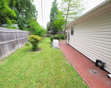 7546 Maple Tree Drive - Photo Thumbnail 48