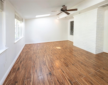 7546 Maple Tree Drive - Photo Thumbnail 27