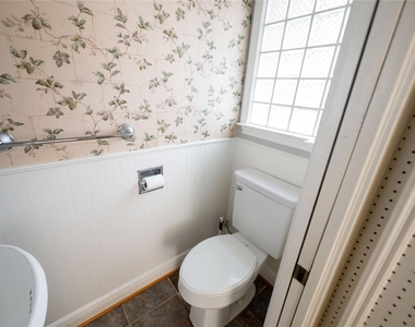 7546 Maple Tree Drive - Photo Thumbnail 20