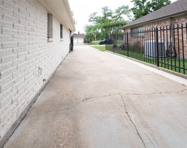 7546 Maple Tree Drive - Photo Thumbnail 39