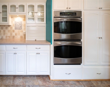 7546 Maple Tree Drive - Photo Thumbnail 15