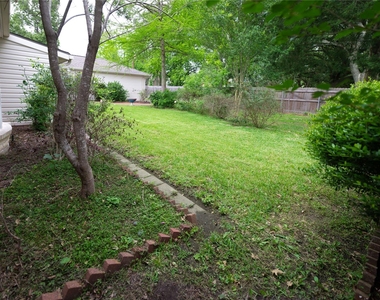 7546 Maple Tree Drive - Photo Thumbnail 47