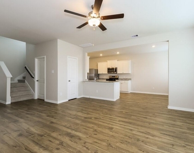 468 Beechwood Hacienda Drive - Photo Thumbnail 2