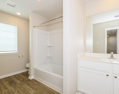468 Beechwood Hacienda Drive - Photo Thumbnail 13