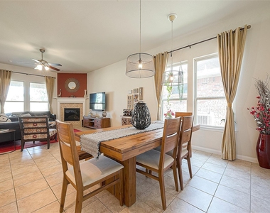 15627 Huddleston Drive - Photo Thumbnail 3