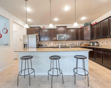 15627 Huddleston Drive - Photo Thumbnail 9