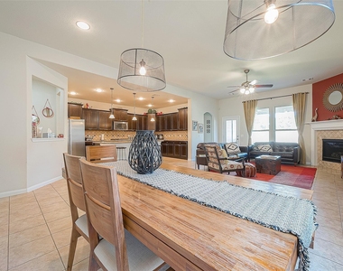15627 Huddleston Drive - Photo Thumbnail 5