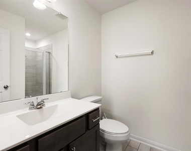 2214 Sand Lily Drive - Photo Thumbnail 20