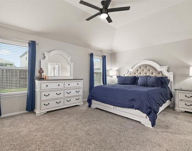 2214 Sand Lily Drive - Photo Thumbnail 14