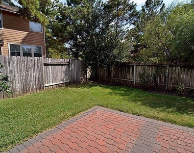 74 Blue Creek Court Court - Photo Thumbnail 18