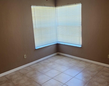 2109 Hidden Grove Lane - Photo Thumbnail 11