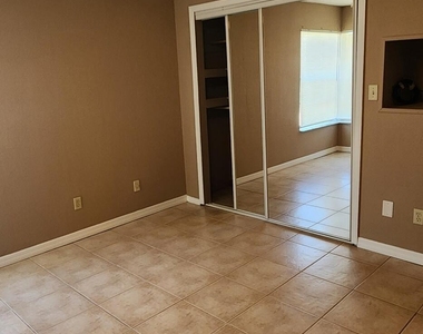 2109 Hidden Grove Lane - Photo Thumbnail 12