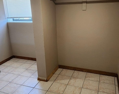 2109 Hidden Grove Lane - Photo Thumbnail 14