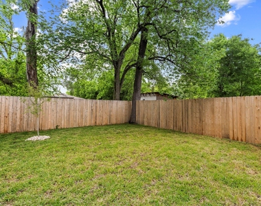 8109 Hamlet Street - Photo Thumbnail 17