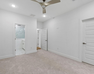 8109 Hamlet Street - Photo Thumbnail 13