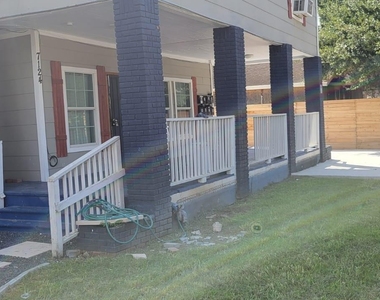 7124 Avenue F - Photo Thumbnail 3
